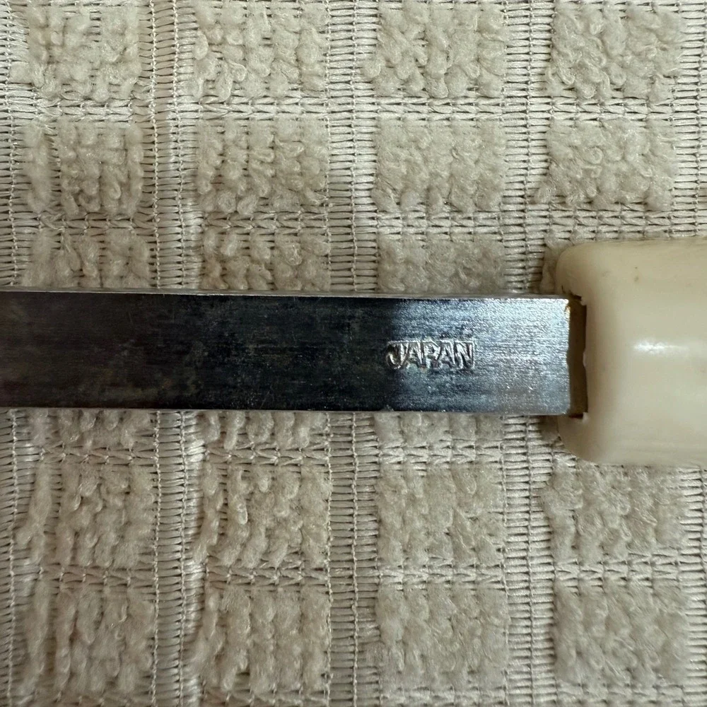 Vintage Stainless Steel Meat Carving Fork Japan Cream Handle 11.5 Inch - Picture 5 of 6
